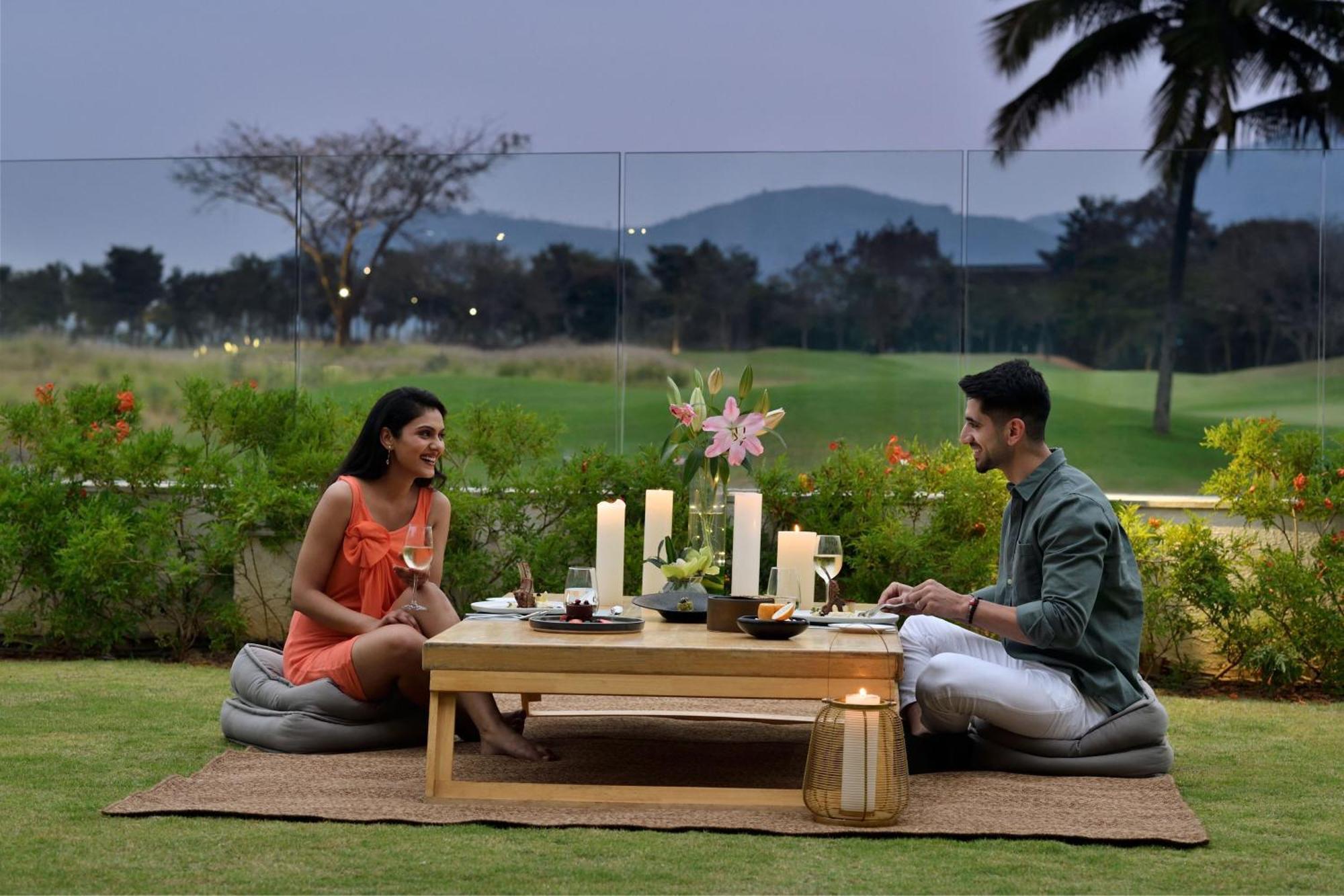 Jw Marriott Hotel Bengaluru Prestige Golfshire Resort & Spa Avati Bagian luar foto