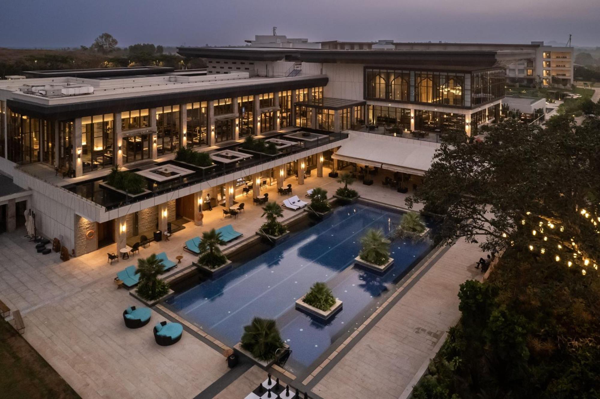 Jw Marriott Hotel Bengaluru Prestige Golfshire Resort & Spa Avati Bagian luar foto