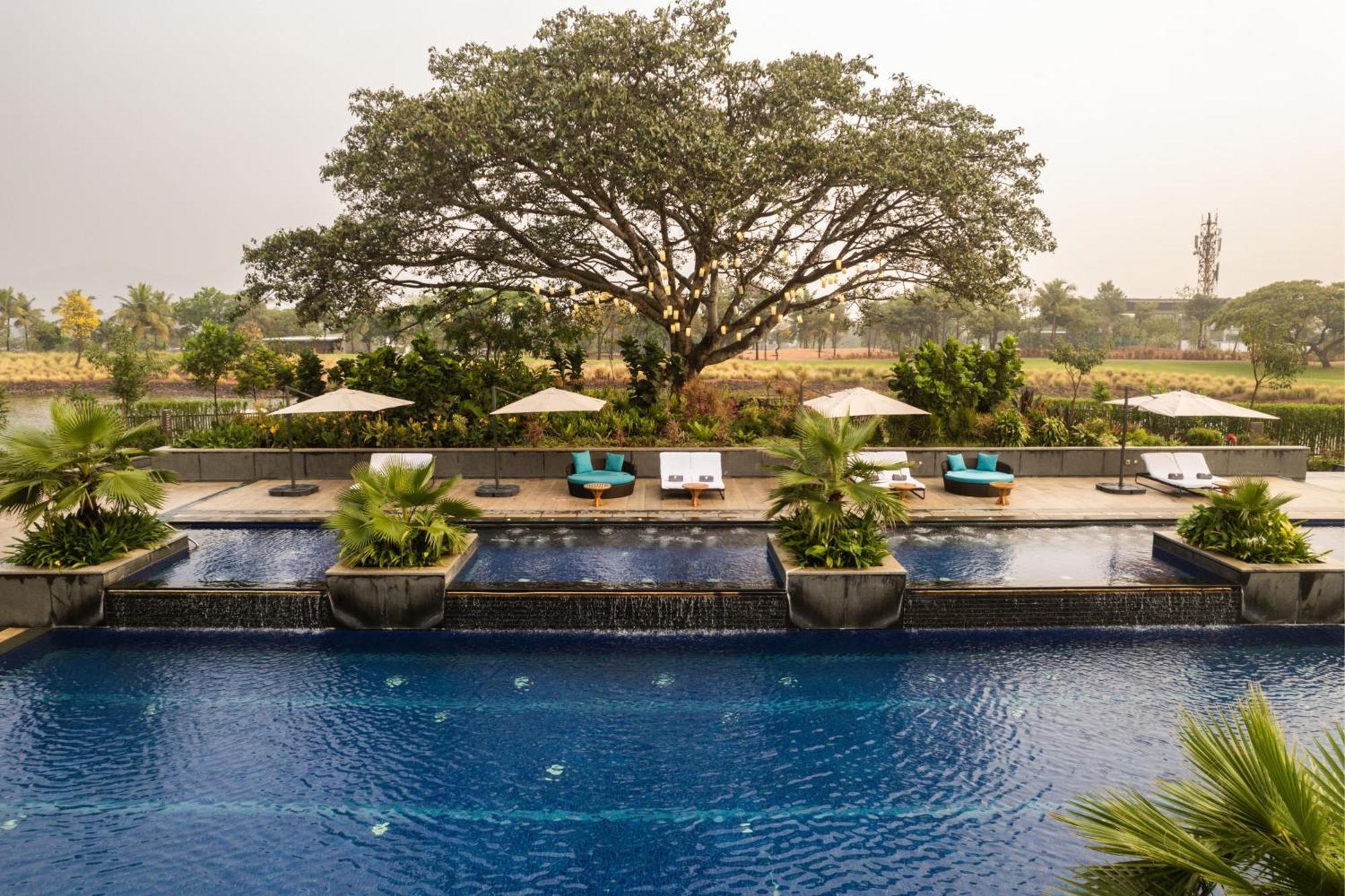 Jw Marriott Hotel Bengaluru Prestige Golfshire Resort & Spa Avati Bagian luar foto