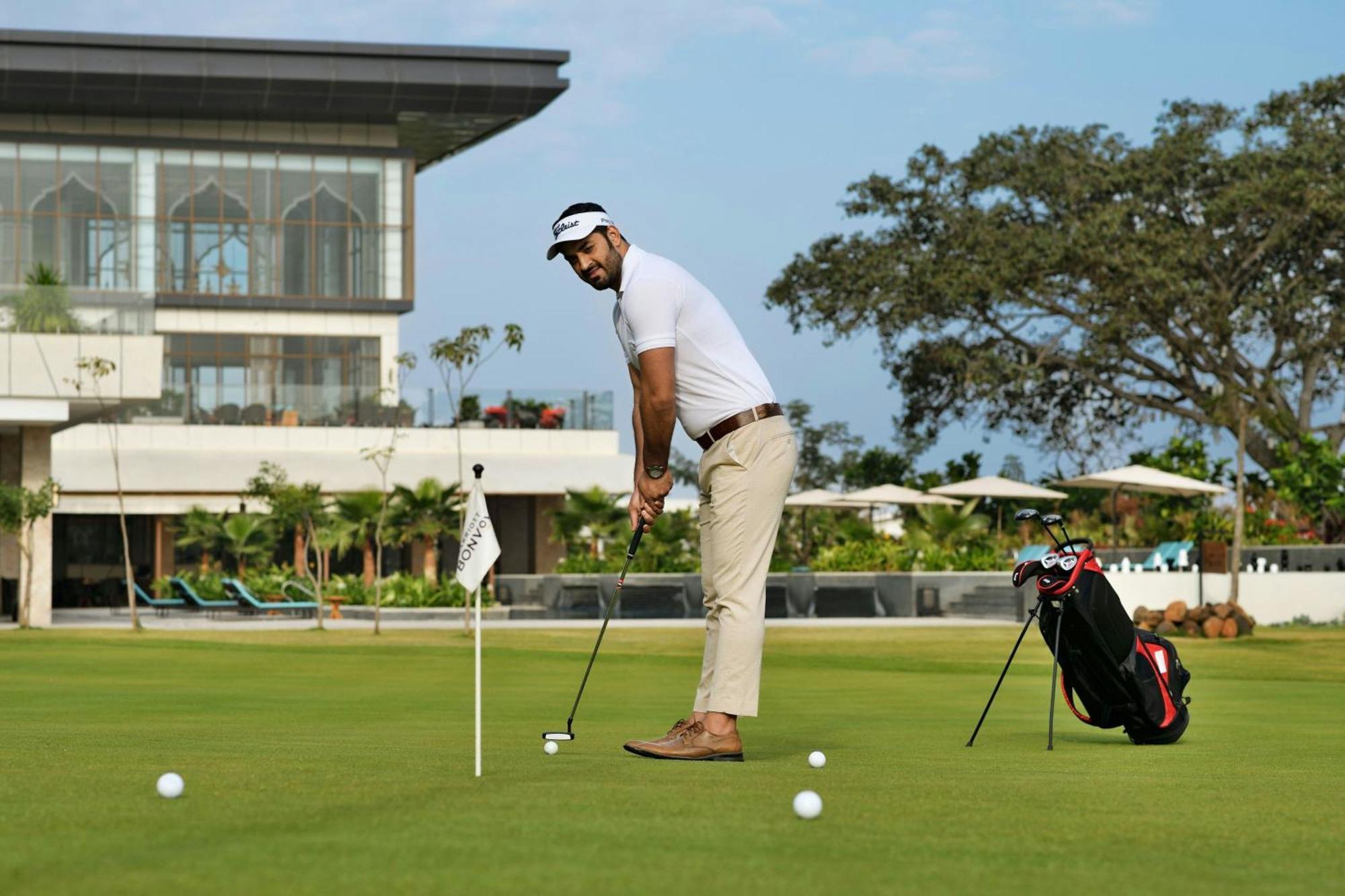 Jw Marriott Hotel Bengaluru Prestige Golfshire Resort & Spa Avati Bagian luar foto
