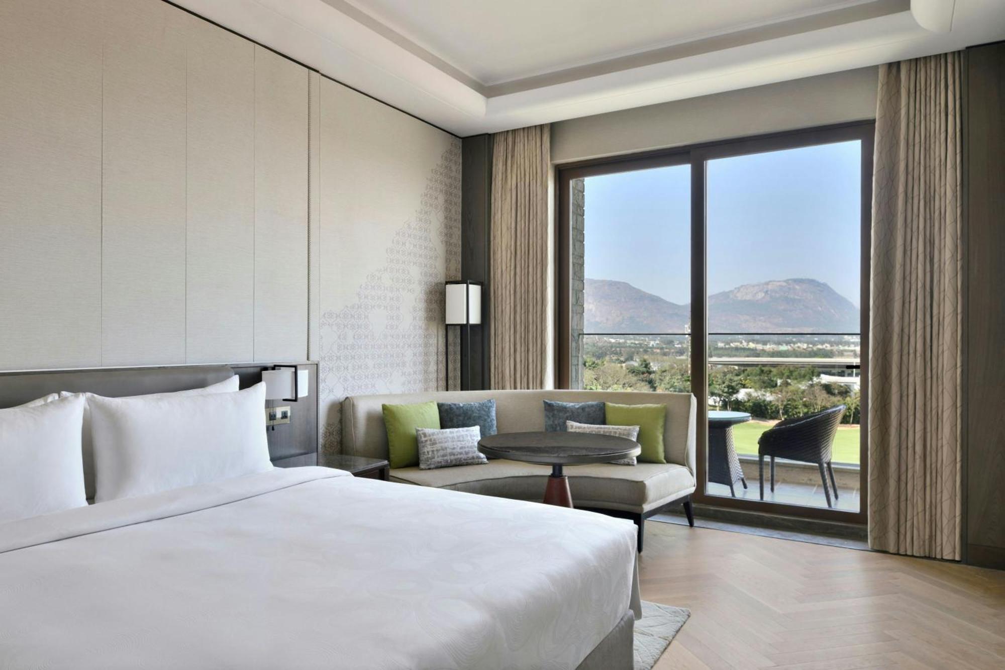 Jw Marriott Hotel Bengaluru Prestige Golfshire Resort & Spa Avati Bagian luar foto