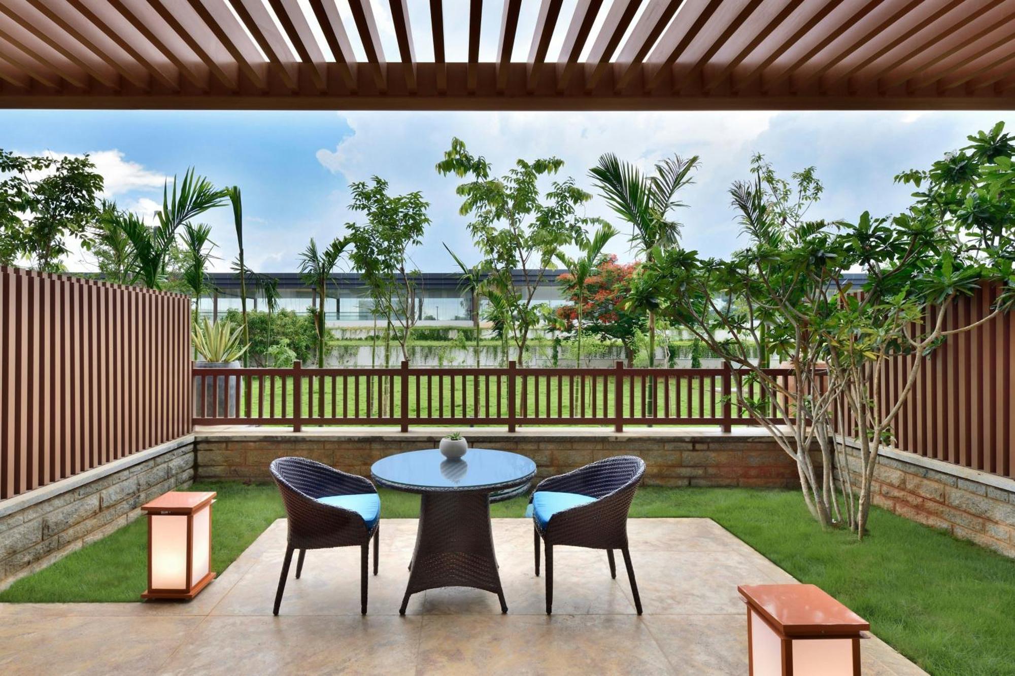 Jw Marriott Hotel Bengaluru Prestige Golfshire Resort & Spa Avati Bagian luar foto