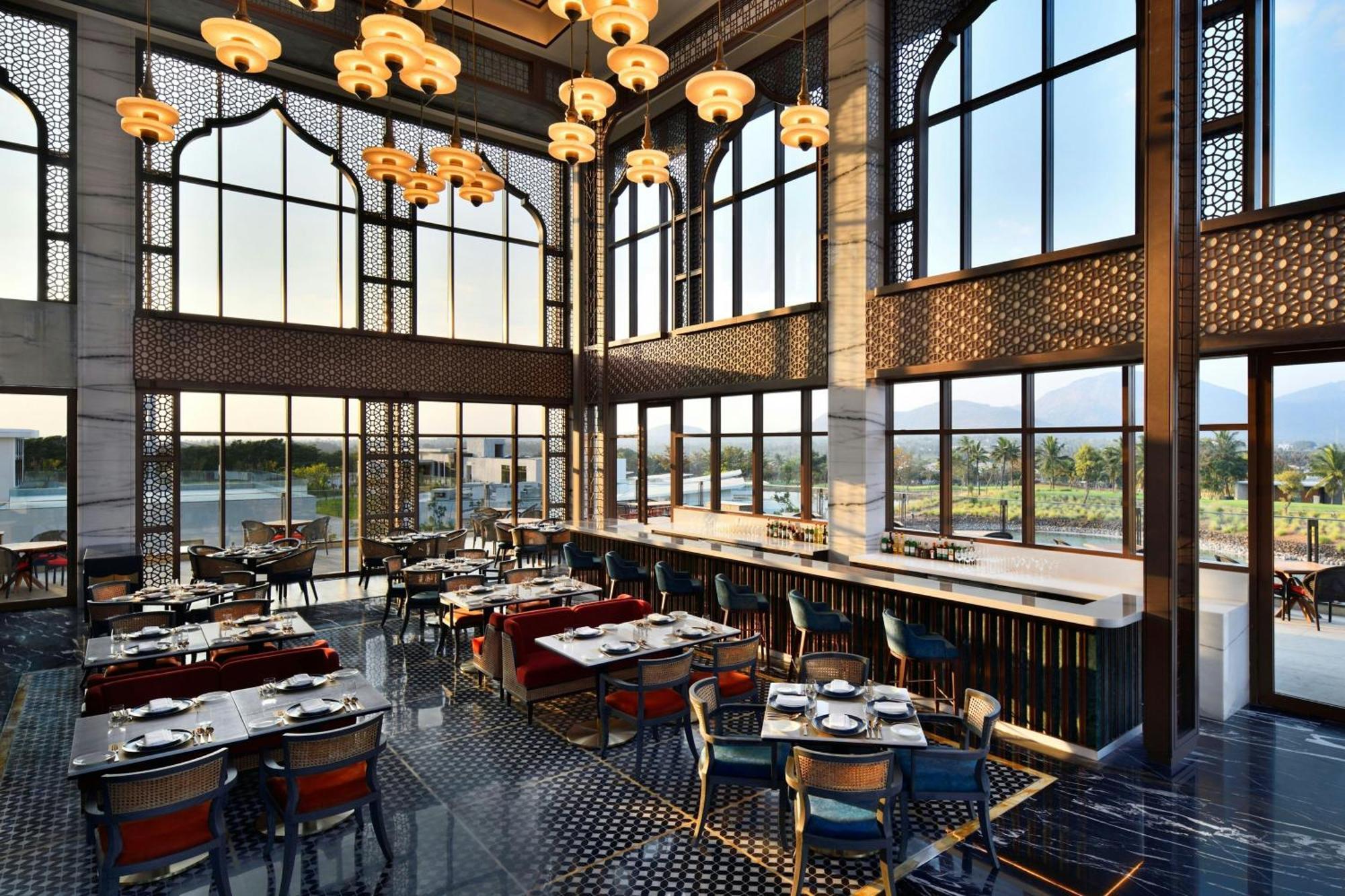 Jw Marriott Hotel Bengaluru Prestige Golfshire Resort & Spa Avati Bagian luar foto