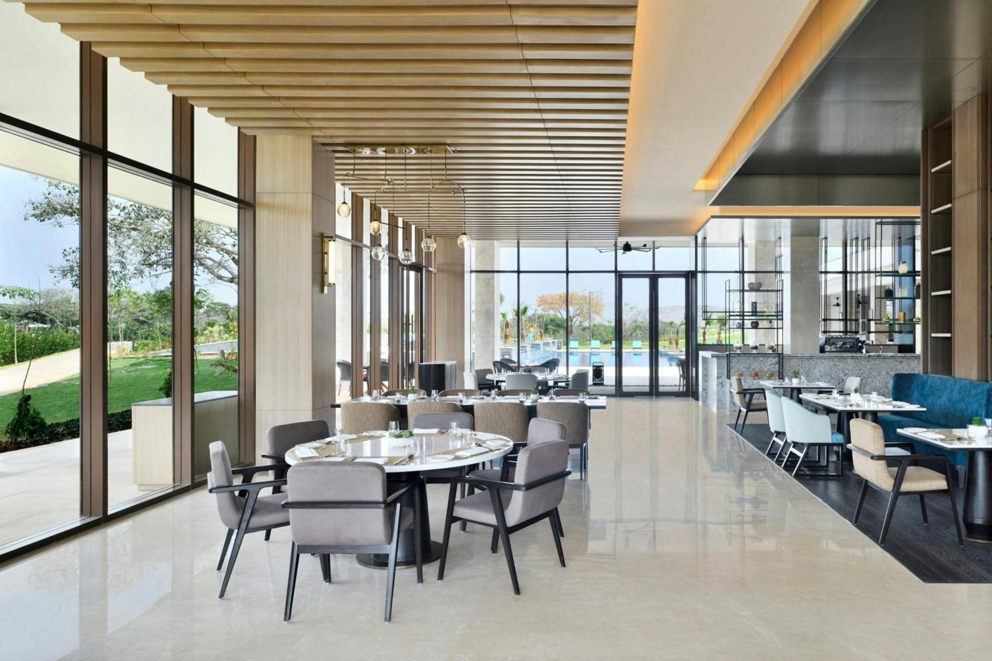 Jw Marriott Hotel Bengaluru Prestige Golfshire Resort & Spa Avati Bagian luar foto
